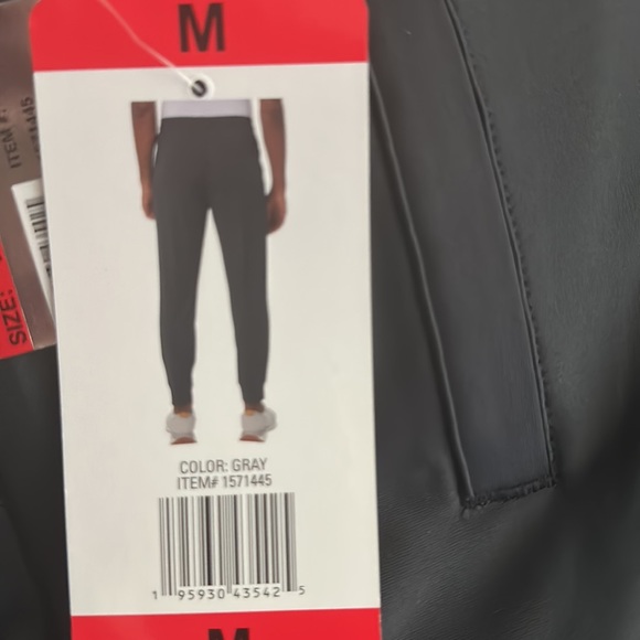 NEW! 32 Degrees Men's Performance Jogger - Picture 2 of 2